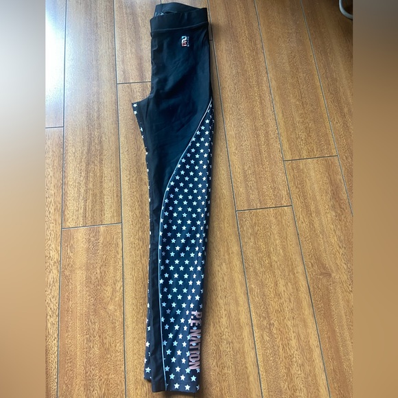 P.E Nation Star Print Dominion Legging Size XS NWOT! ⭐️ - Picture 3 of 10